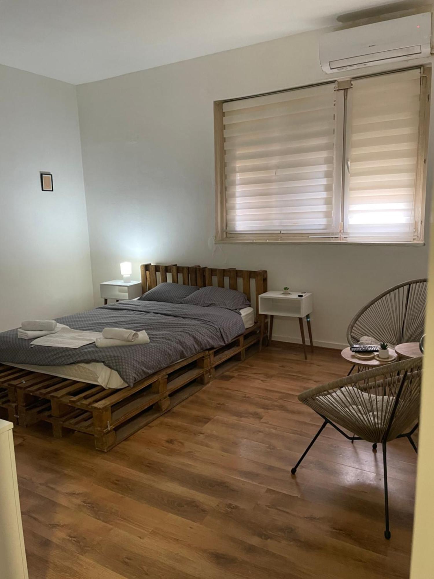 Fenix Apartman II ซาเยชาร์ ภายนอก รูปภาพ